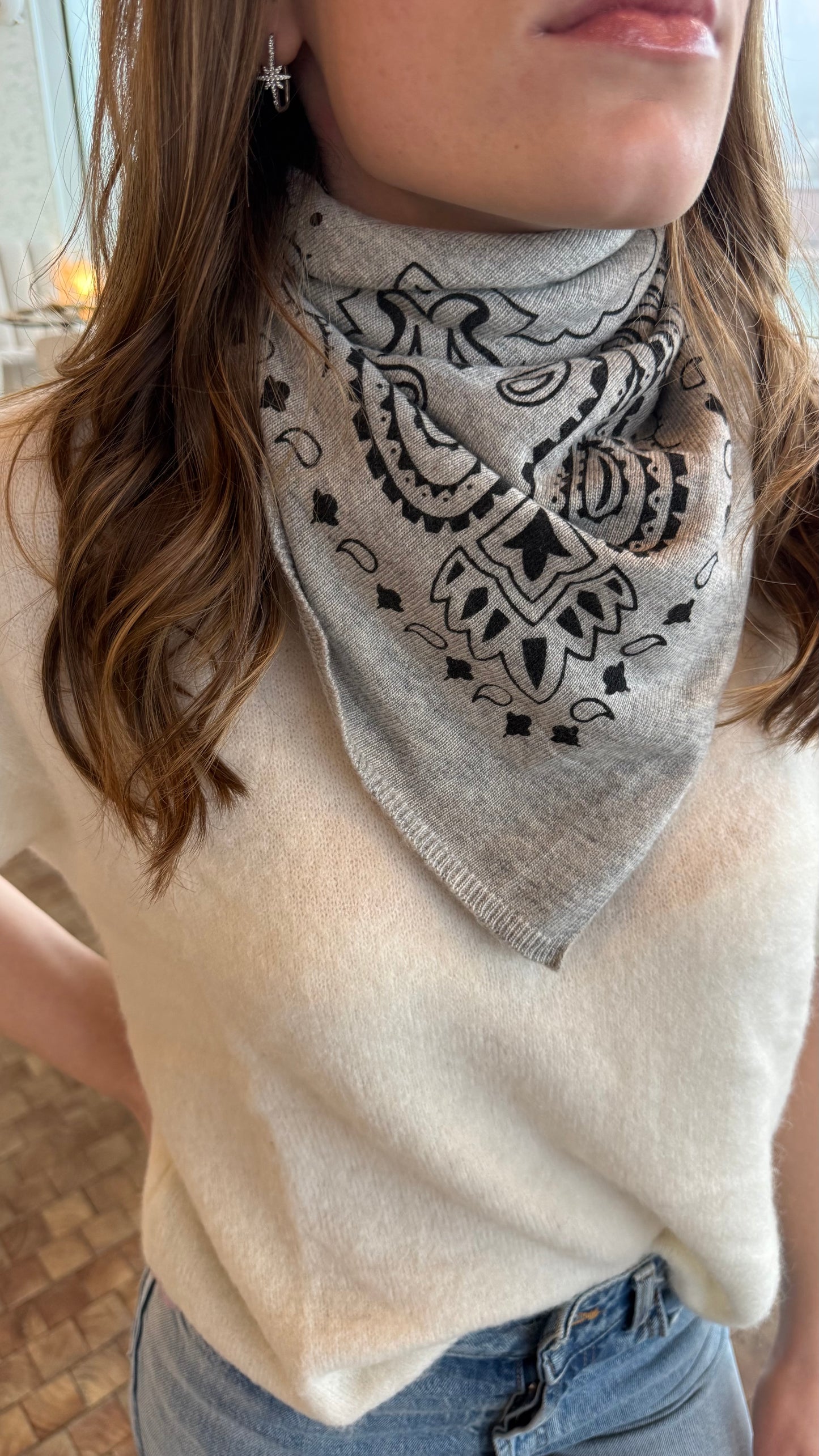 Foulard gris