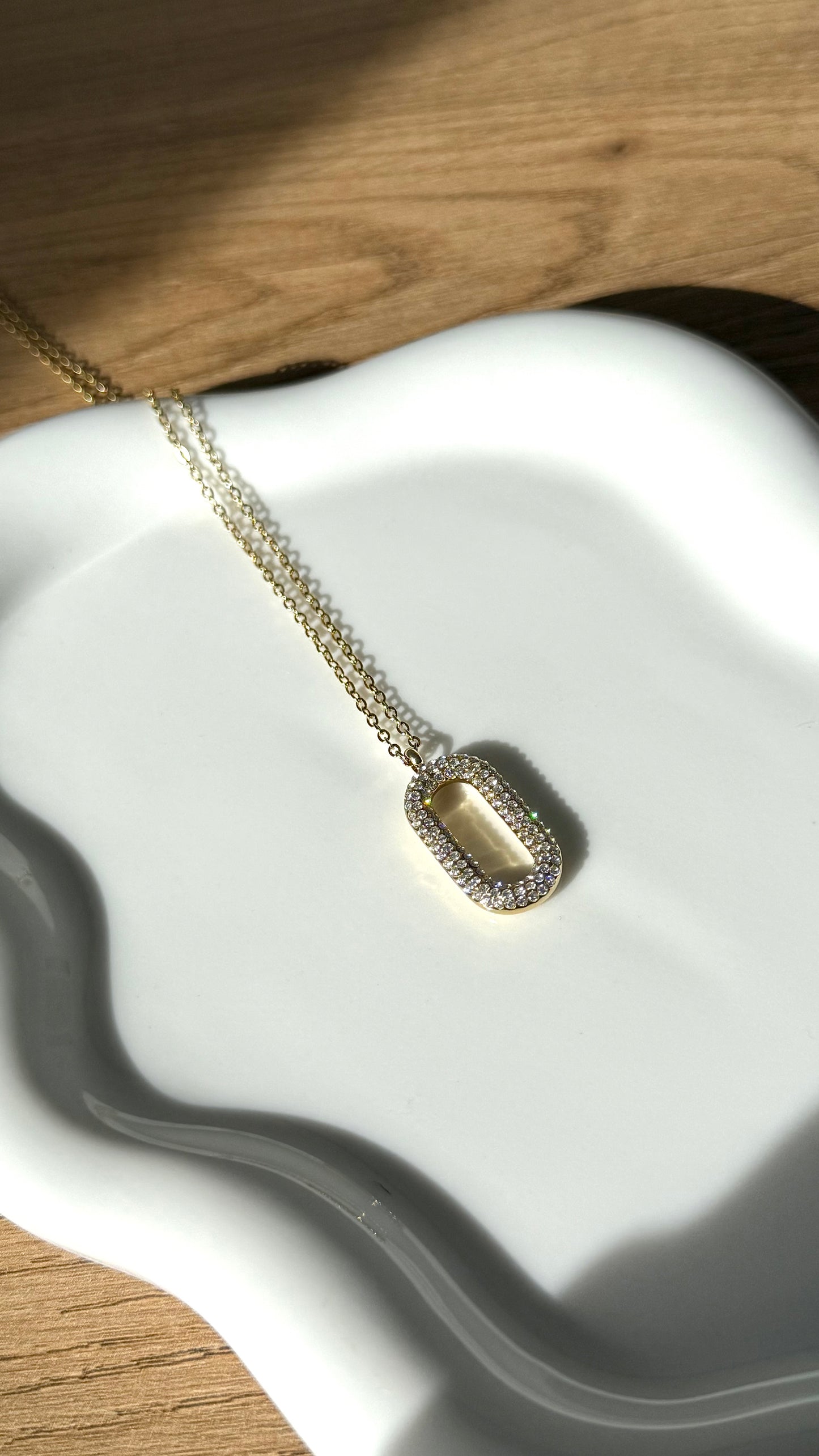 Collier Victoria